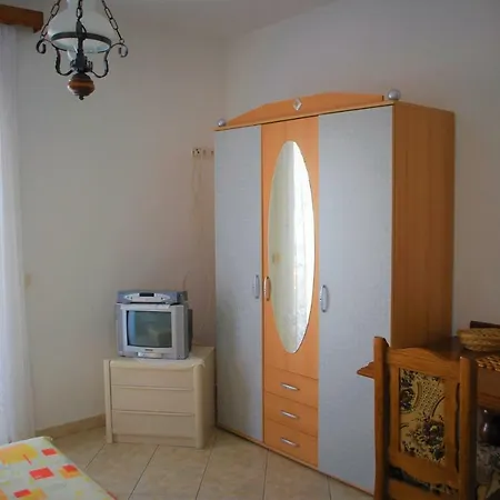 Apartment Ugljesic Stanici